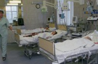 Медики бьют тревогу: больницы переполнены детьми