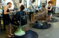 Выявлением рака кожи могут заняться парикмахеры