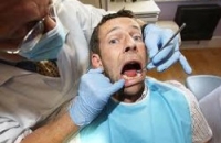 Частный стоматолог не стерилизовал инструменты на протяжении 12 лет