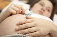 Эмоциональные потрясения у беременной провоцируют хронические недуги у ребенка