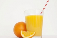 Апельсиновый сок — лучший выбор для завтрака, доказал эксперимент