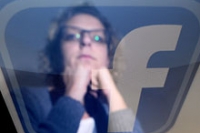 Facebook расскажет, имеются ли у человека проблемы с алкоголем Facebook расскажет, имеются ли у человека проблемы с алкоголем