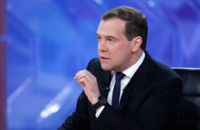 Медведев потребовал от регионов завершить модернизацию к лету