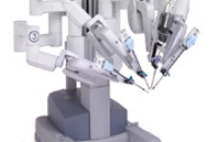 Новый хирургический робот позволит врачу «чувствовать» пациента