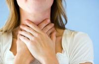 Как правильно проводить лечение боли в горле?