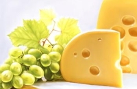 Два кусочка сыра в день помогут избежать диабета