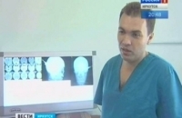 В иркутскую больницу пришел мужчина с ножом в голове